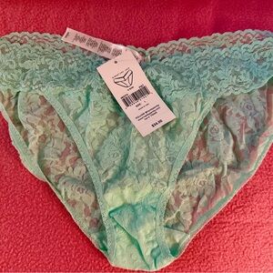 Hanky Panky V-KINI Size Large NWT